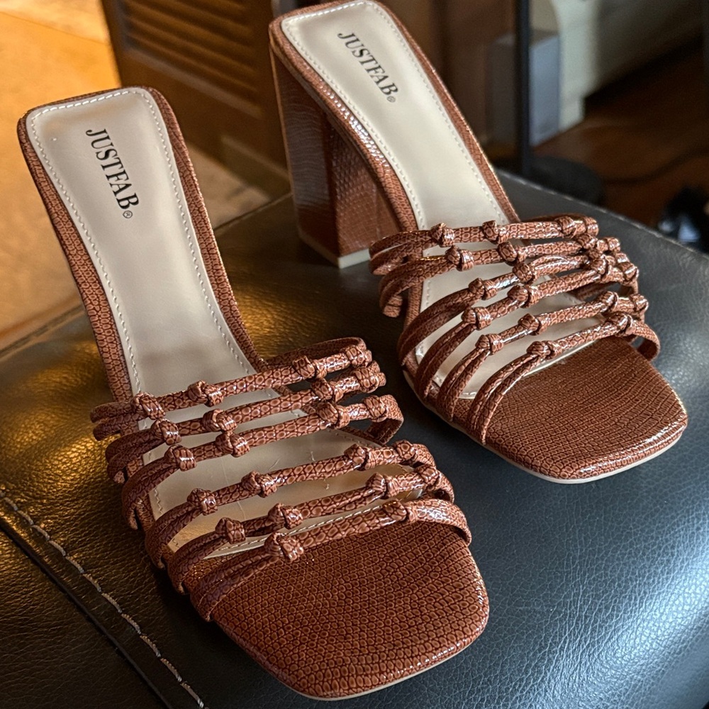 JustFab Brown Knotted Multi-Strap Block Heel Mules